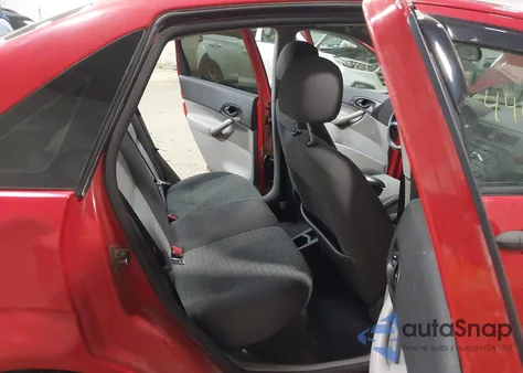 2006 Ford Focus Zx4 z USA, uszkodzony, nr VIN 1FAFP34N16W249240